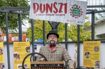 NII 8140-masolata (1)